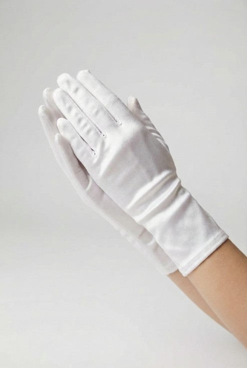 konfirmationshandsker, Første Kommunion, børnehandsker, hvide handsker, ceremoni tilbehør, renhedssymbol, komfortable handsker, elegante handsker, børneoutfit, konfirmationsbeklædning