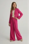 Fuchsia festsæt pige Emi – jakkesæt med blazer og bukser bagside og detalje, fuchsia festtøj børn, ZOYA Fashion Danmark